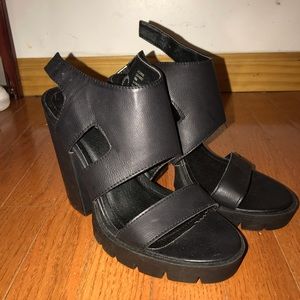 Sugar sandal chunky heel
